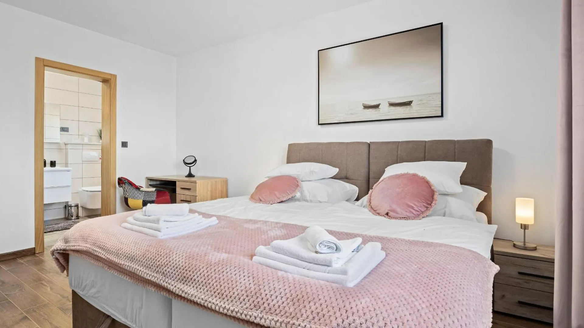 Villa Camelie Near Barban For 10 People With Playground For Children, Fitness & Pet Friendly Grandici