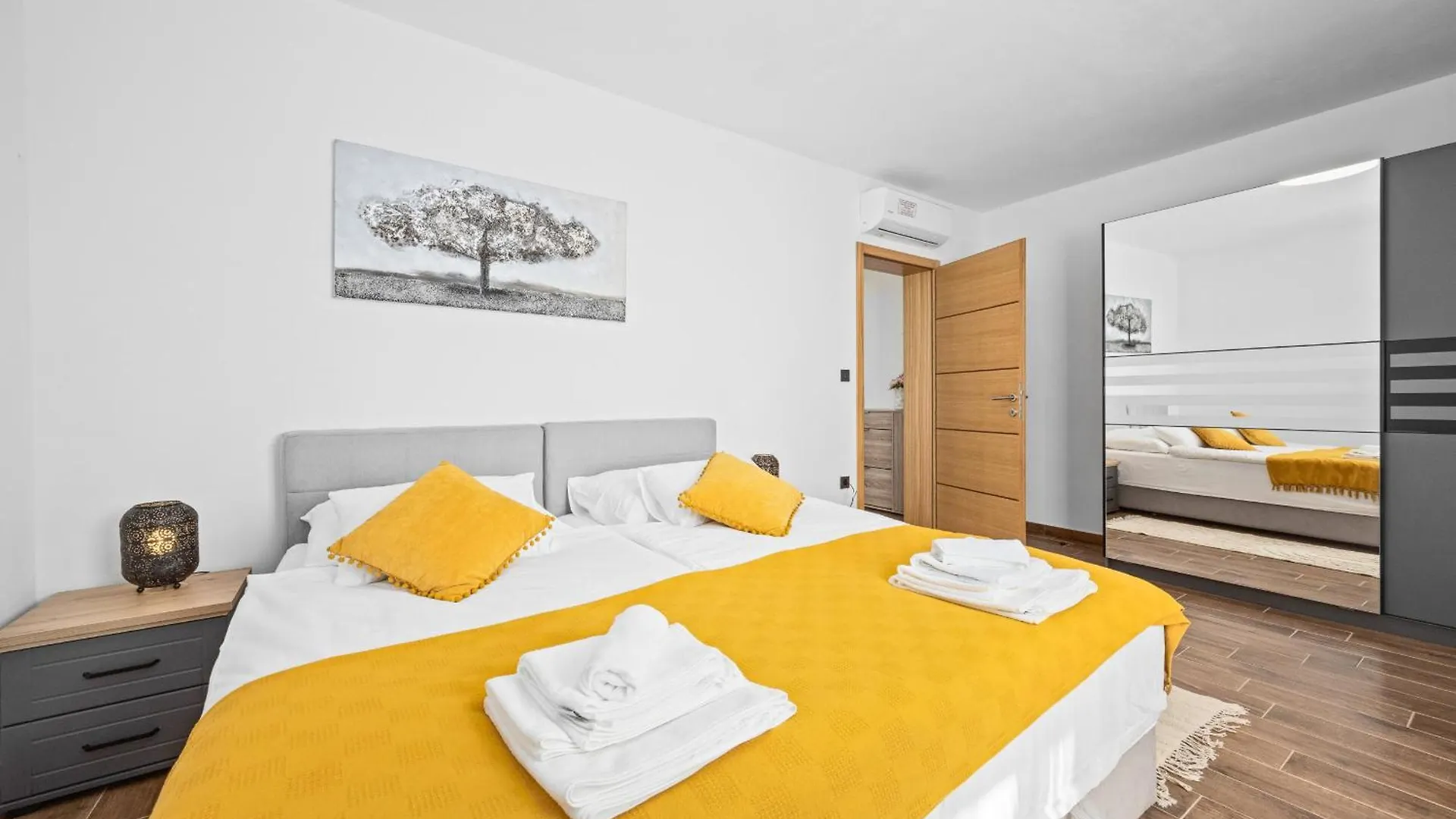 Villa Camelie Near Barban For 10 People With Playground For Children, Fitness & Pet Friendly Grandici Croatia